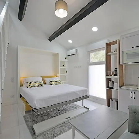 Le 185 - Charme Et Tranquillite Au Coeur D'Avignon Apartment Exterior photo