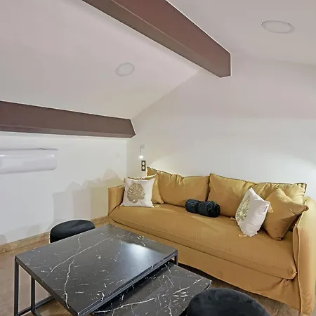 Le 185 - Charme Et Tranquillite Au Coeur D'Avignon Apartment Exterior photo