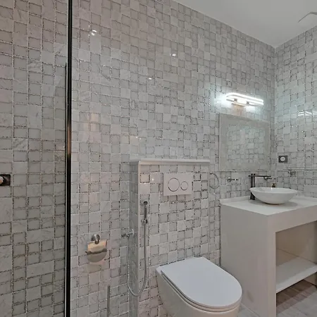 Le 185 - Charme Et Tranquillite Au Coeur D'Avignon Apartment Exterior photo