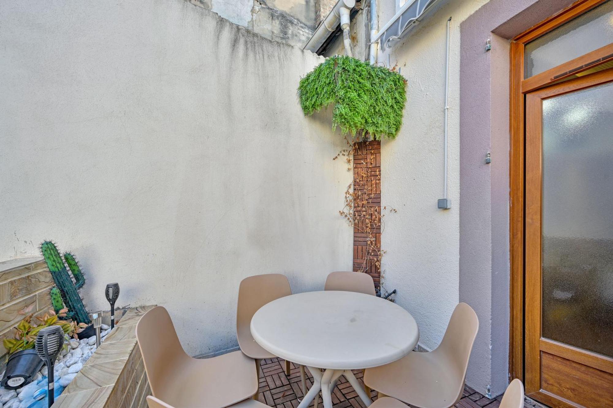 Apartment Le 185 - Charme Et Tranquillite Au Coeur D'avignon *