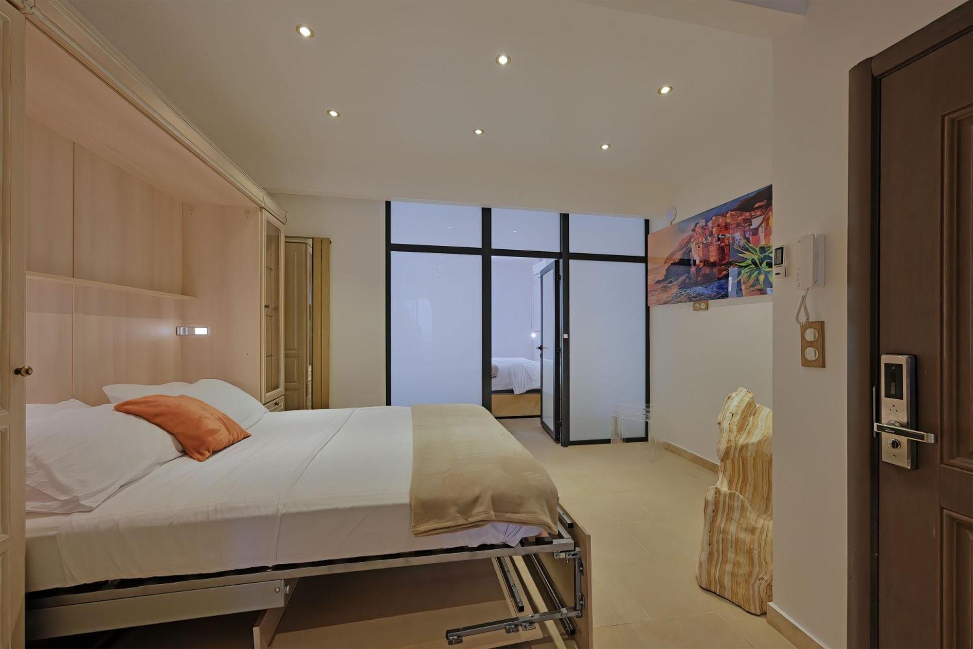 Apartment Le 185 - Charme Et Tranquillite Au Coeur D'avignon