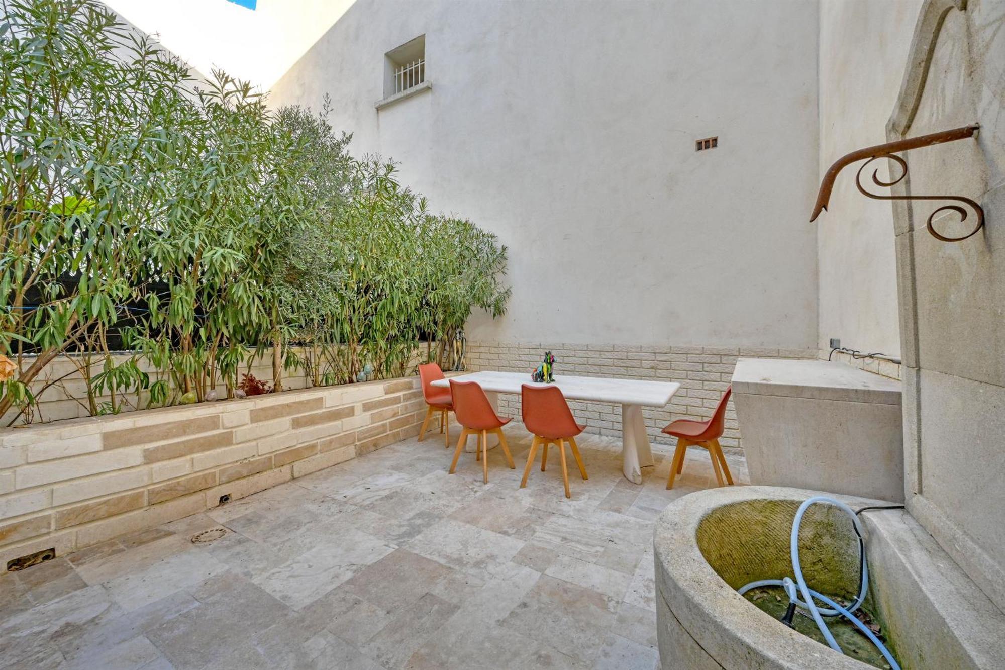 Le 185 - Charme Et Tranquillite Au Coeur D'avignon Apartment
